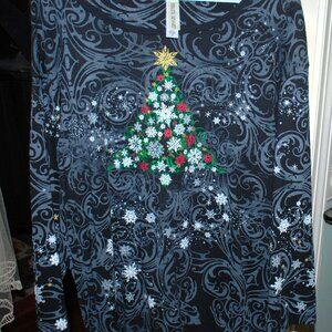 NWOT Goregous Christmas Shirt